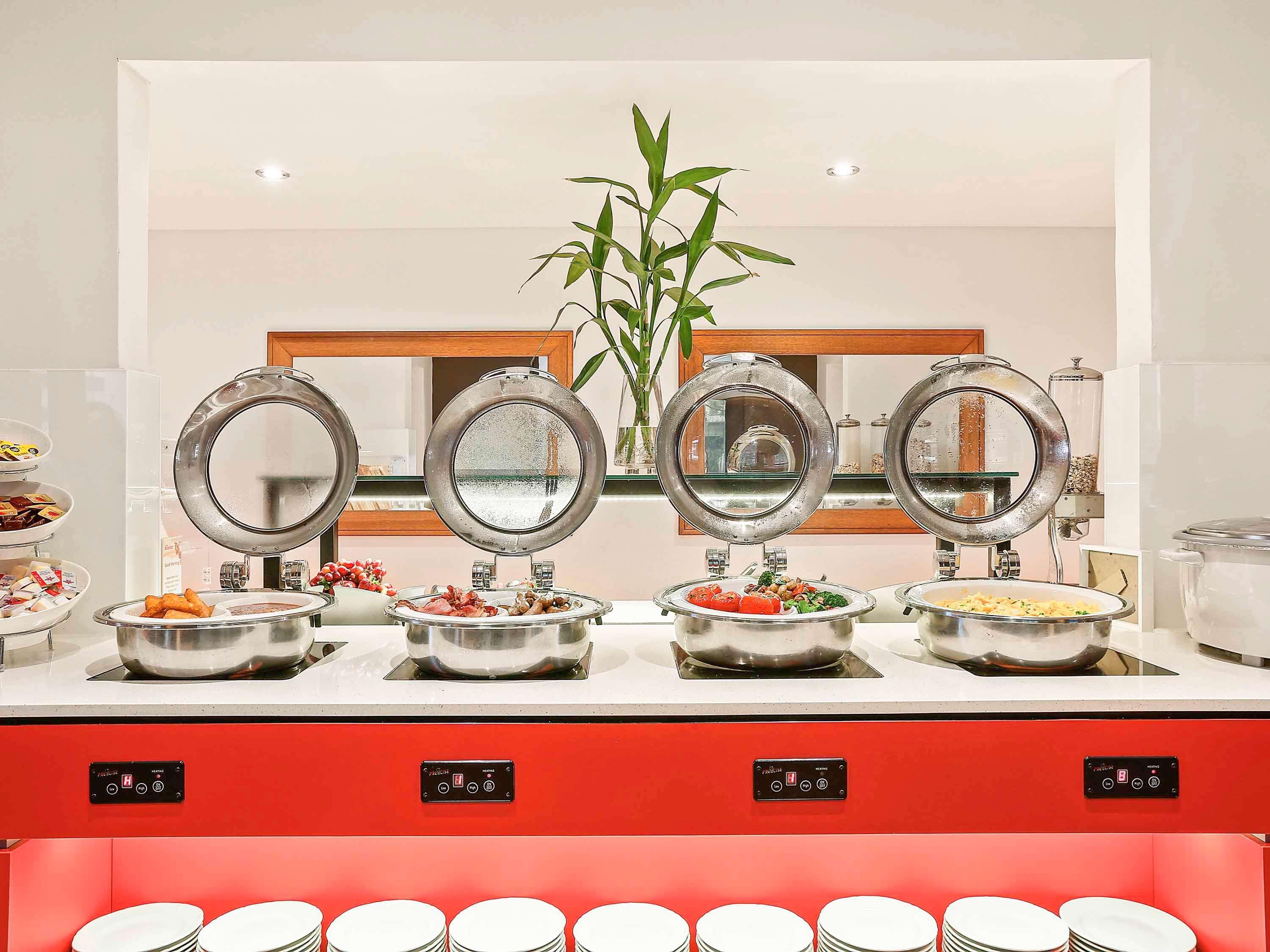 Ibis Sydney World Square Hotell Exteriör bild