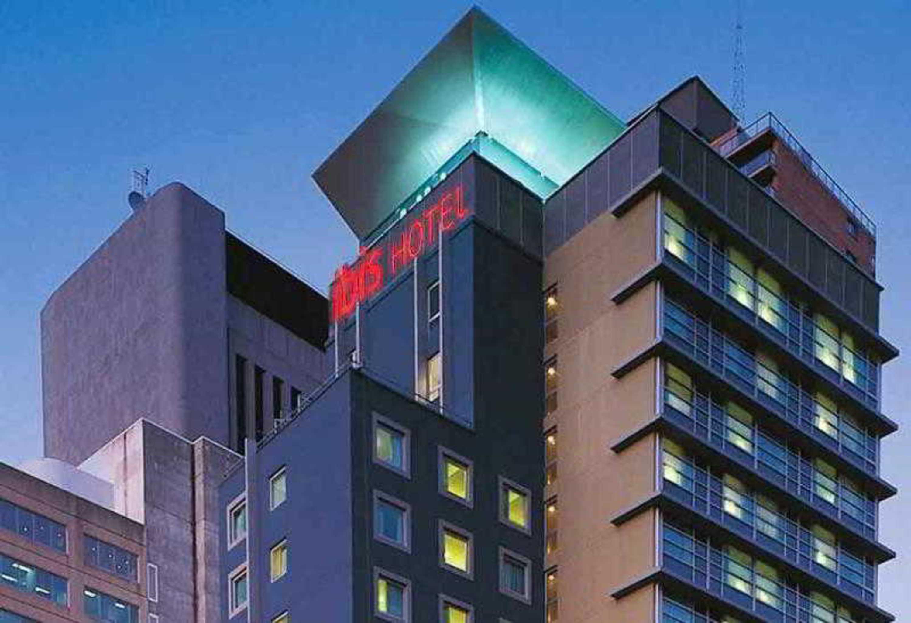 Ibis Sydney World Square Hotell Exteriör bild